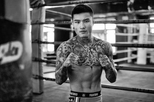 陈子豪搏击爆料视频,揭秘幕后真相与精彩瞬间 第2张 陈子豪搏击爆料视频,揭秘幕后真相与精彩瞬间 第2张